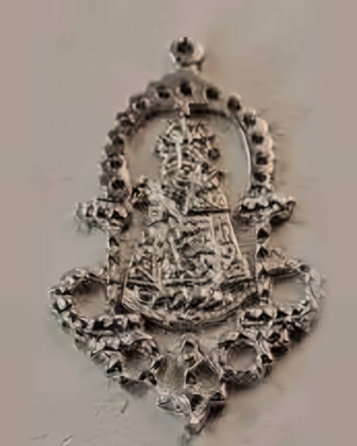 Medalla Virgen de los Desamparados Arco de Santet Artesanía